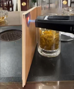 Tests ignifuges des rev&ecirc;tements de sol SWF.jpg